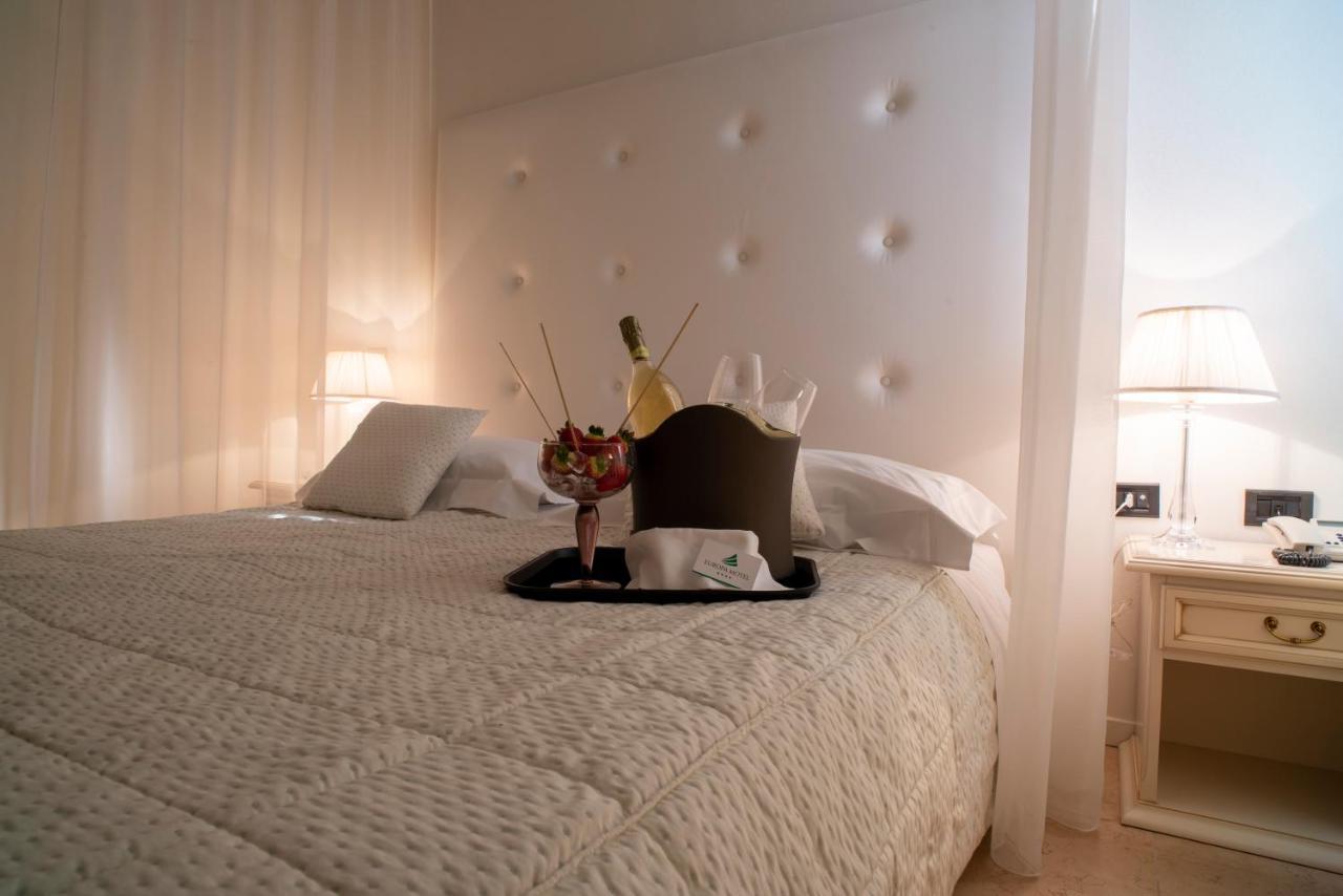Hotel Europa ปาลาซโซโล ซุลลอลิโย ภายนอก รูปภาพ